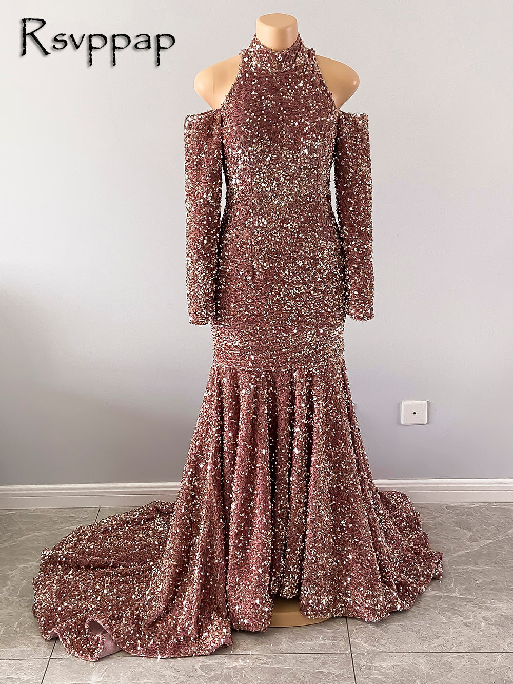 Long Sparkly Prom Dresses 2022 High Neck Mermaid Long Sleeve Sequined Sexy Royal Blue Girls Prom Gala Prom Gowns