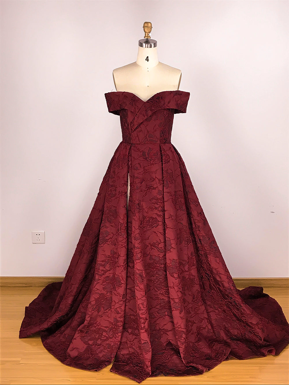Long Evening Dresses Elegant Cap Sleeve High Quality V-neck Sexy High Slit Gold Formal Gown